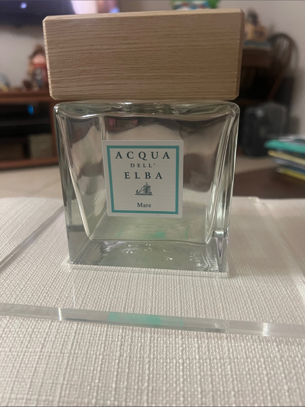 Acqua Dell Elba difuser Glass Bottle with Wood Cap